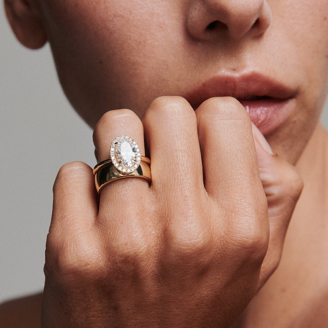 Harlow | 2ct Oval Solitaire Lab-Grown Diamond Ring with Diamond Halo