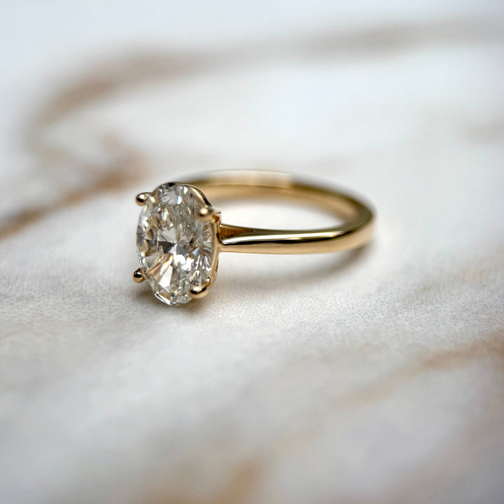 Cathedral Set Classic Oval Cut Solitaire - 1.80ct+ (9.5mm+, D/E & VVS)