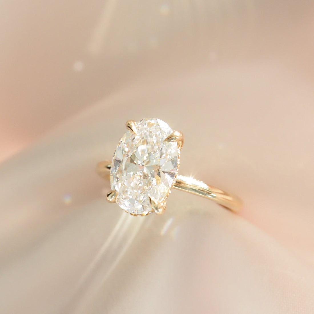Clara | 2.6ct Oval Solitaire Ring with Hidden Halo