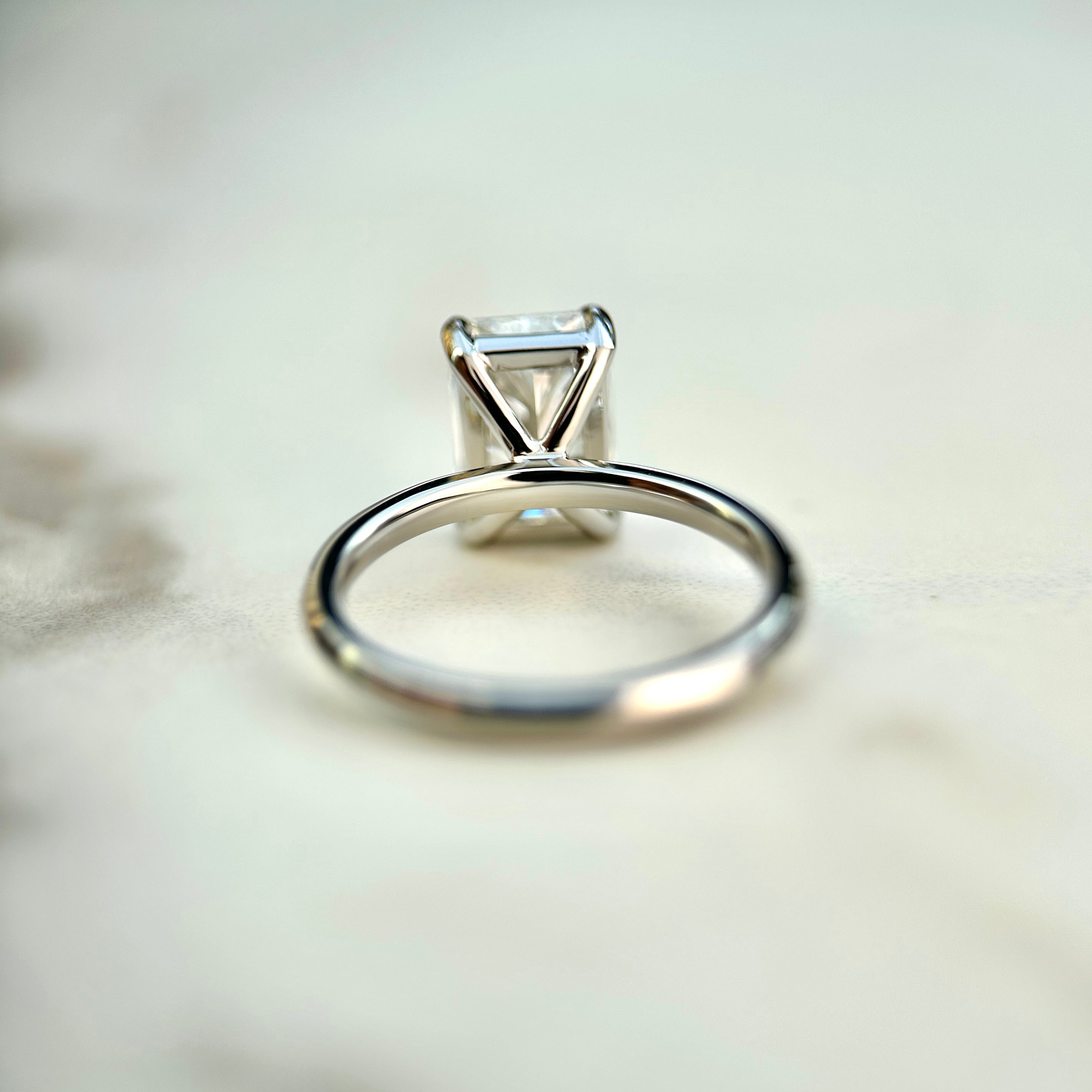 Classic Radiant Cut Solitaire - 2.50ct+ (9.5mm+, D/E & VVS)