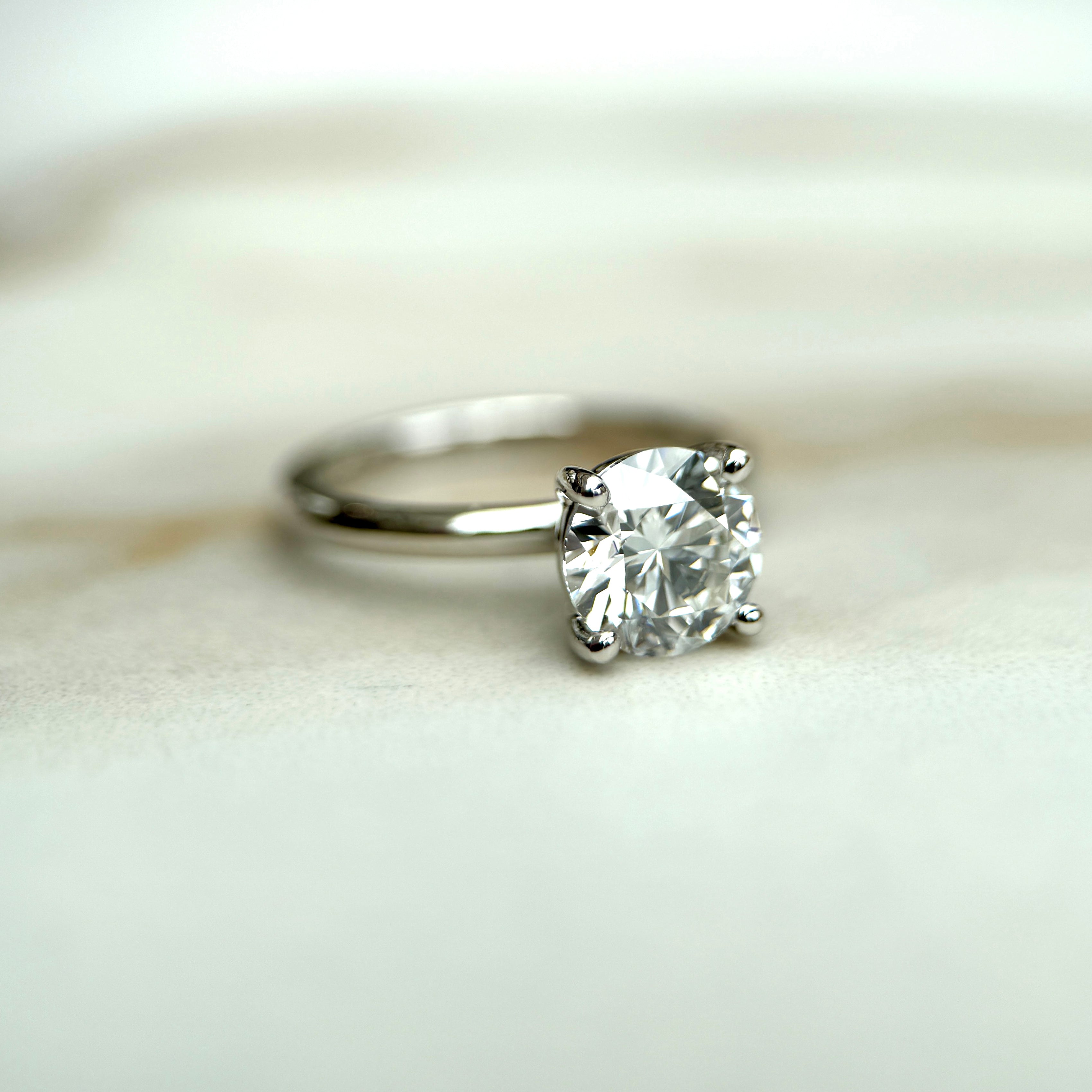 Classic Round Cut Solitaire (4 prong) - 1.50ct+ (7.3mm+, D/E & VVS)