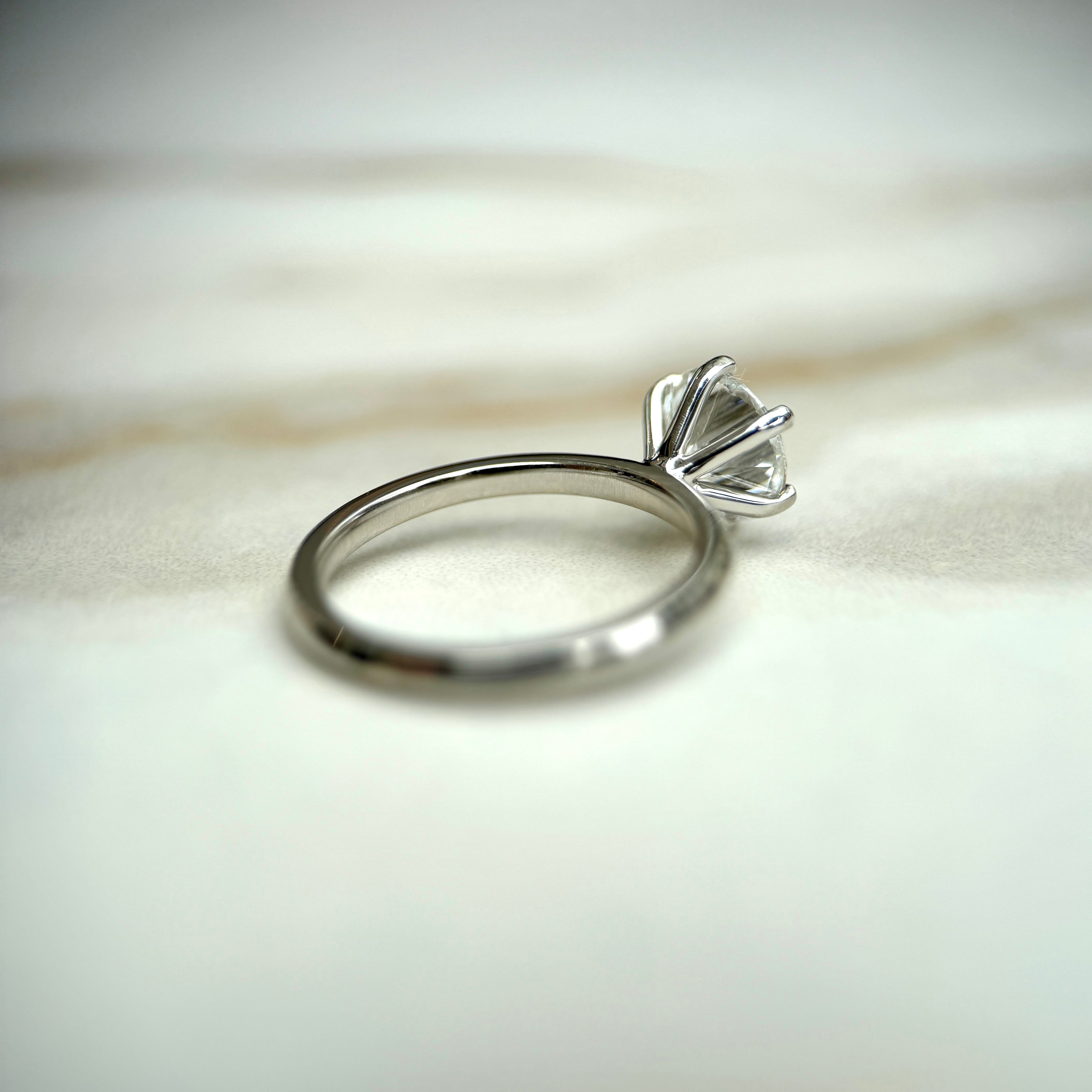 Classic Round Cut Solitaire (6 prong) - 1.50ct+ (7.3mm+, D/E & VVS)