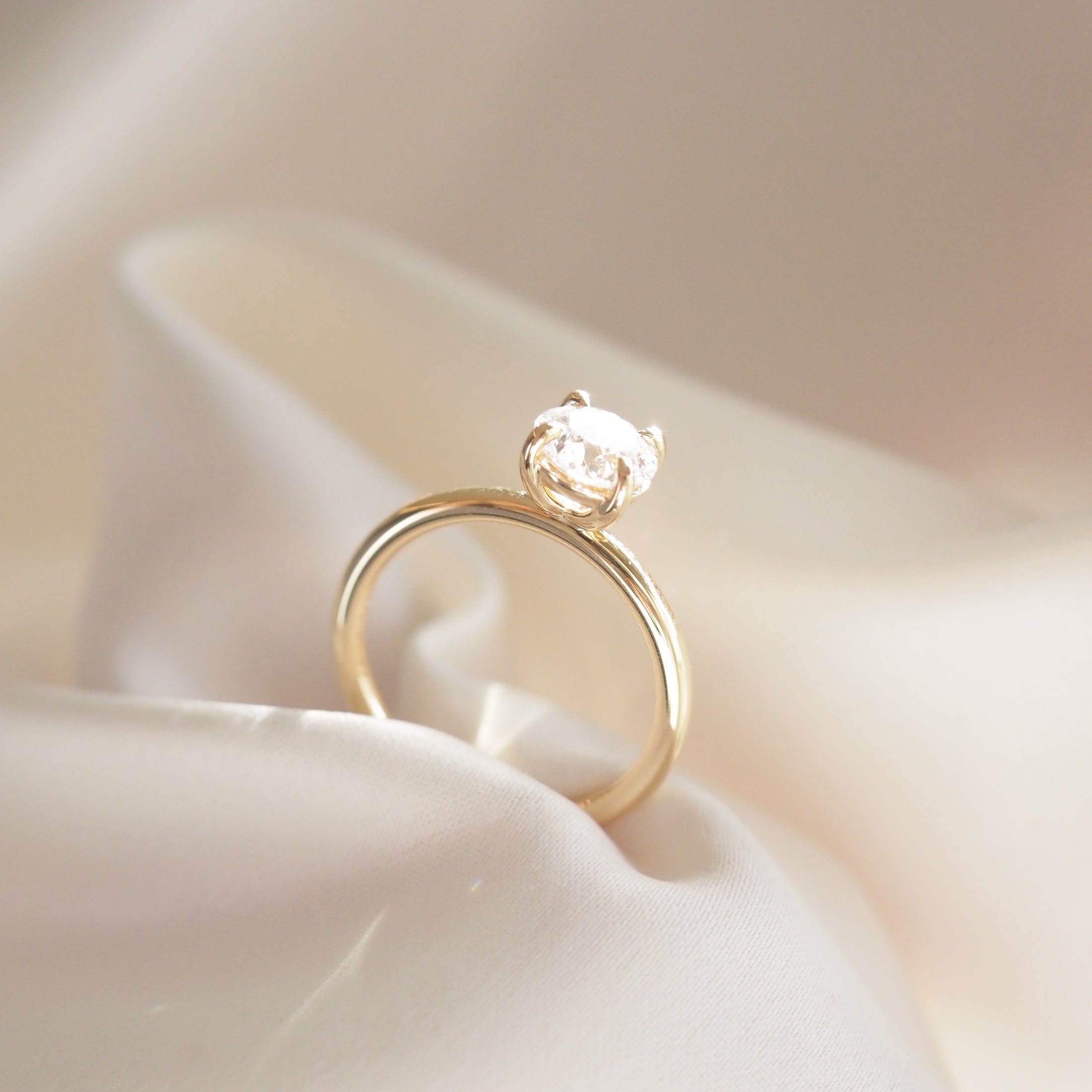 Cleo | Round Solitaire Lab-Grown Diamond Engagement Ring