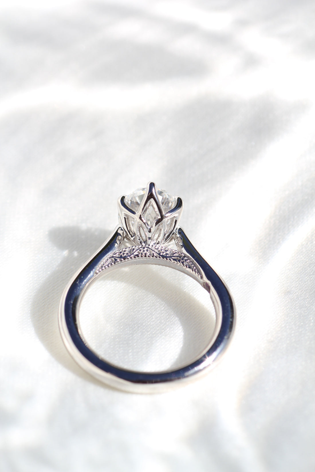 Monaco Oval Solitaire