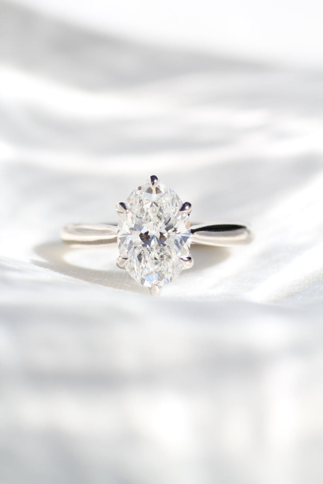 Monaco Oval Solitaire