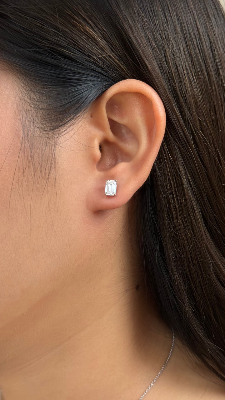 1 carats Emerald Cut Diamond Earrings