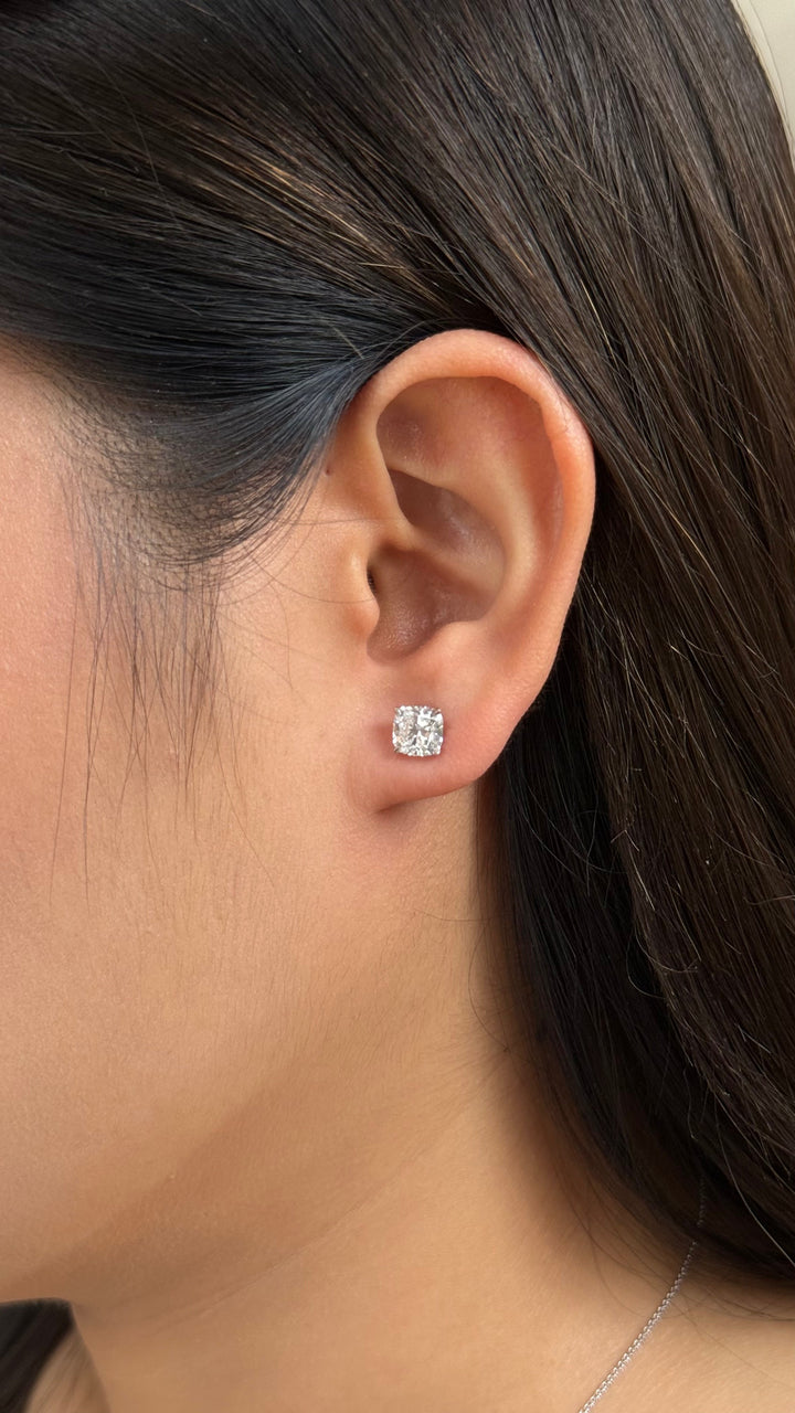 1 carats Cushion Cut Diamond Earrings