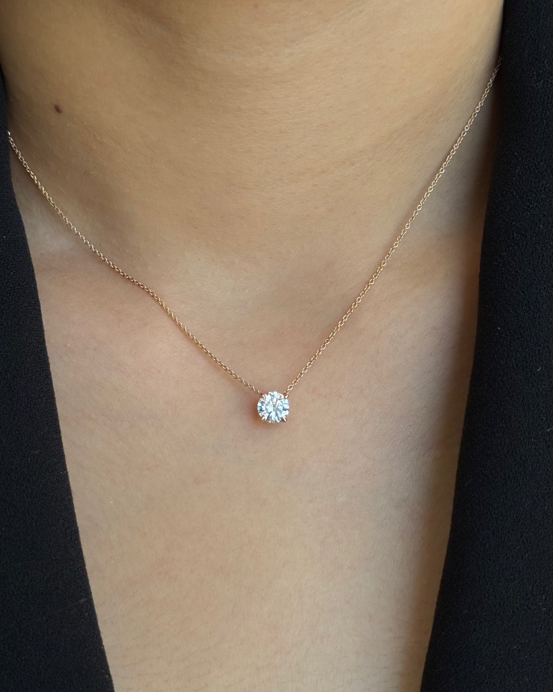 1 carats Round cut Diamond Pendant Necklace Rose Gold