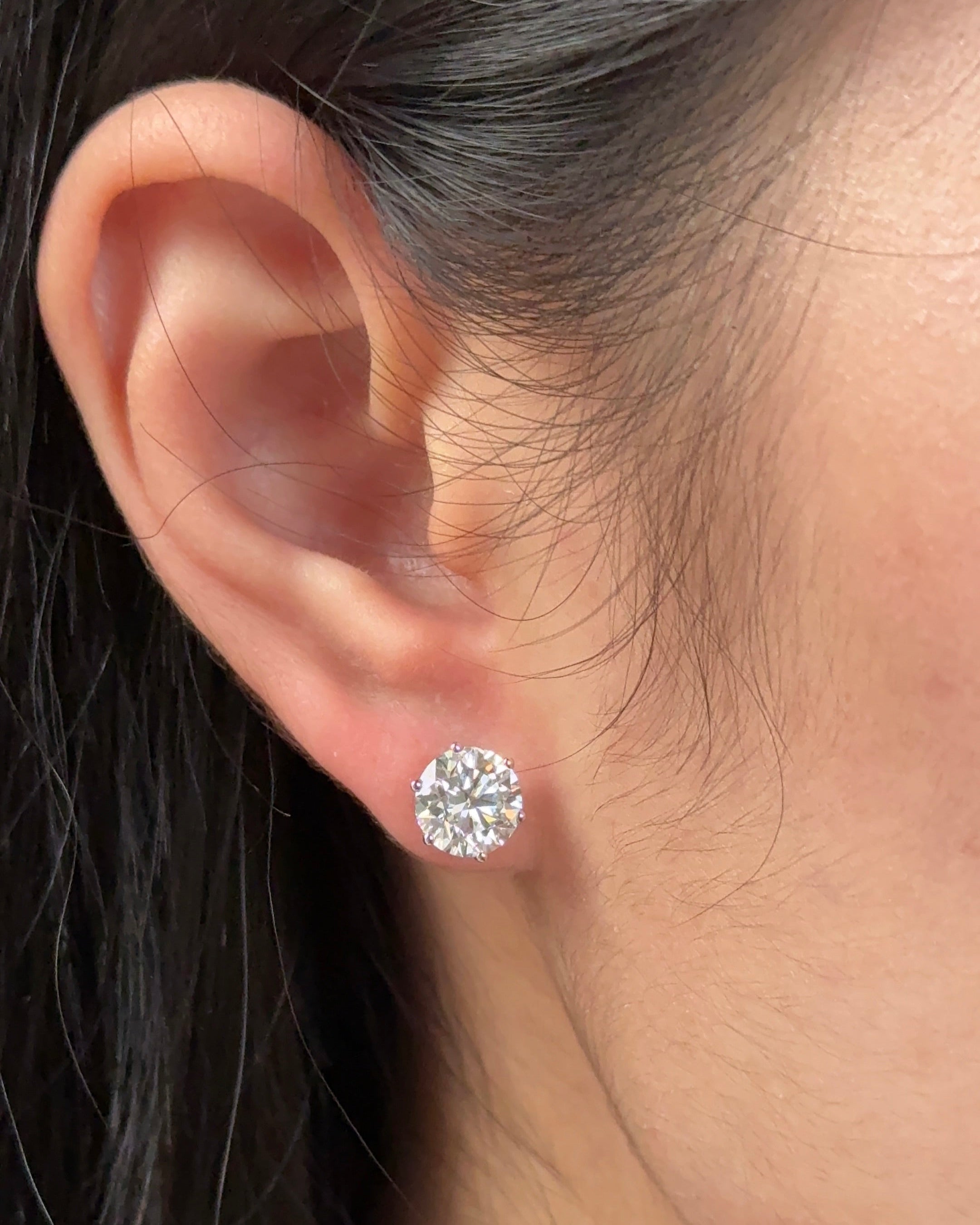 2 carats Round Cut Diamond  Basket Earring