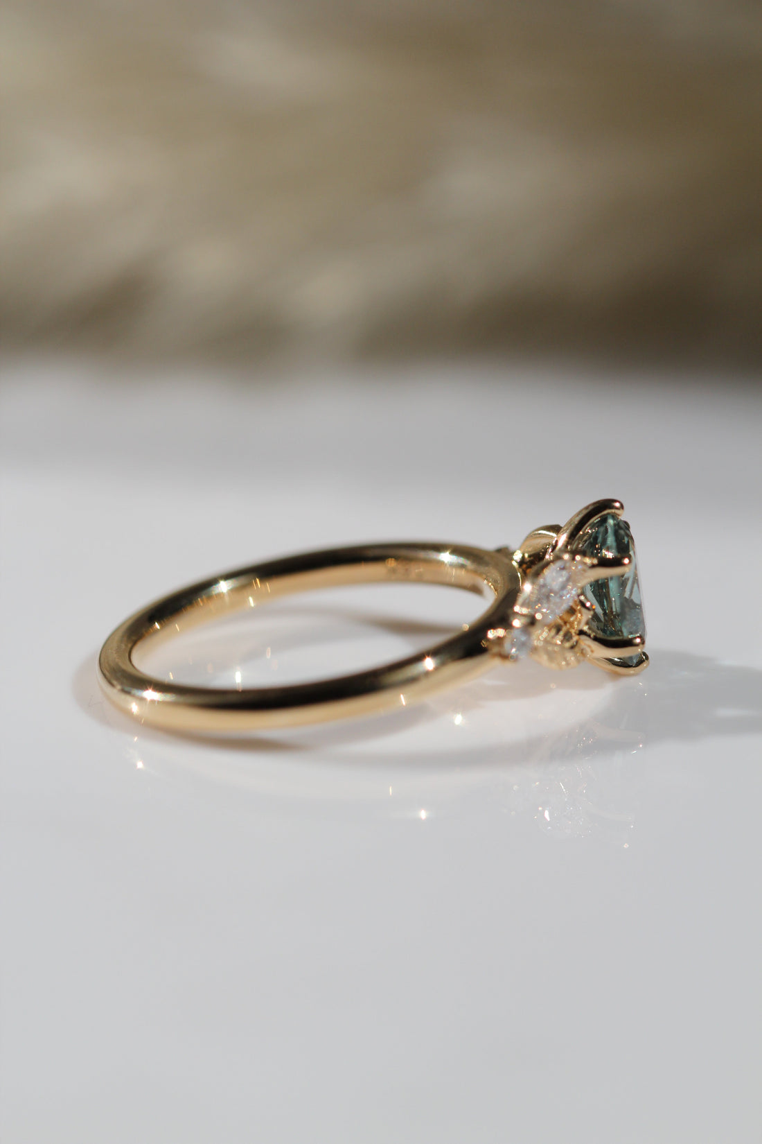 1.0 Oval Teal Green Montana Sapphire Tuscany