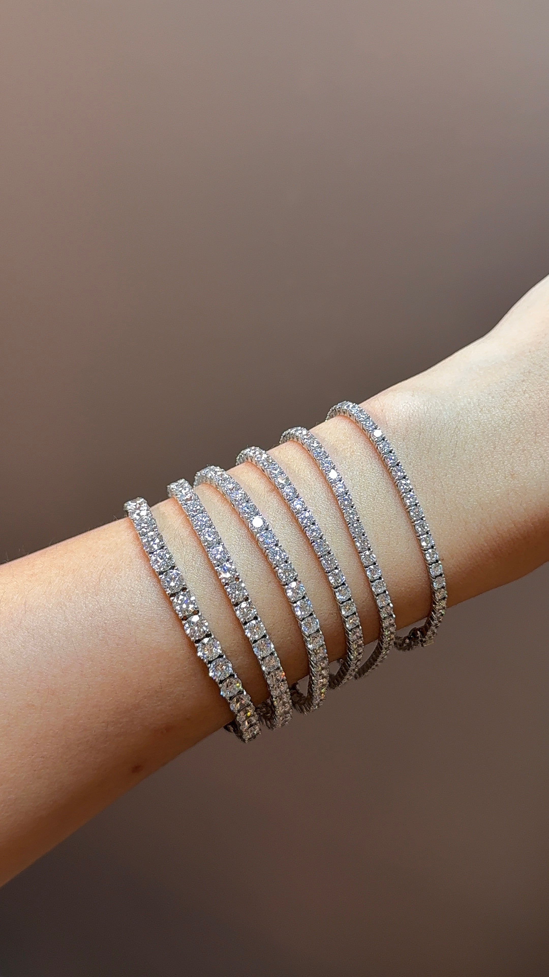 10 Pointer Round Cut Diamond Tennis Bracelet