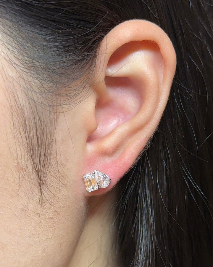 50 and 70 Pointer Pear and Emerald cut Diamond Toi Ei Moi Earrings