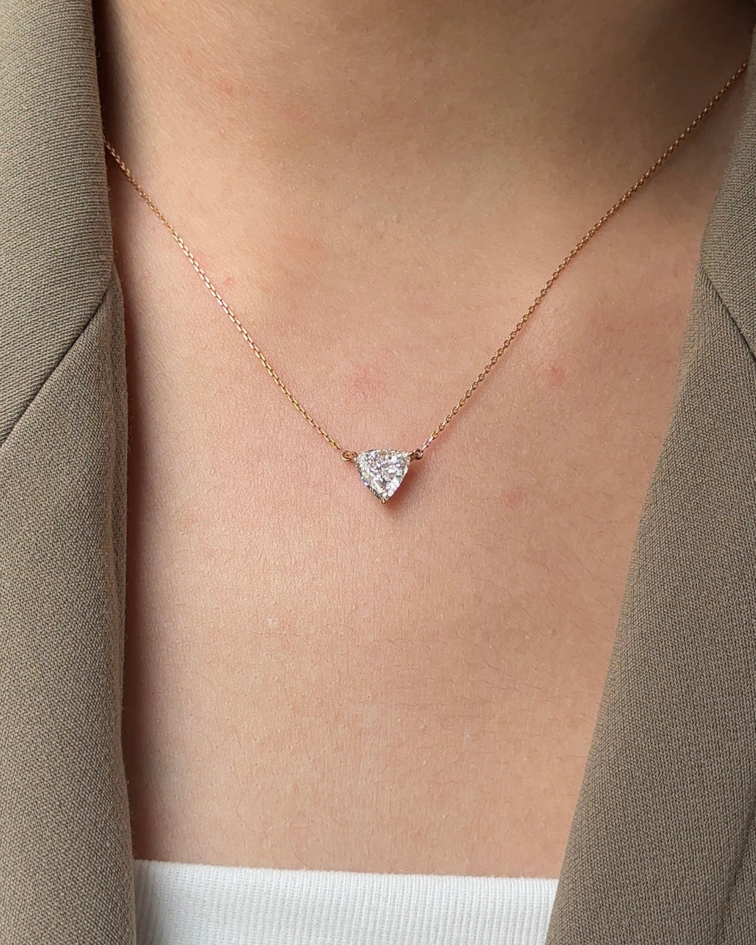 1 carats Triangle cut Diamond Pendant Necklace