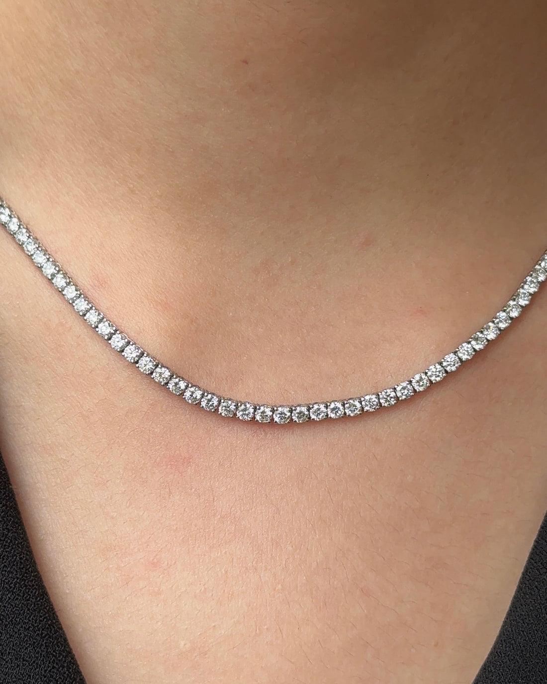 6 Pointer Round cut Diamond Tennis Necklace