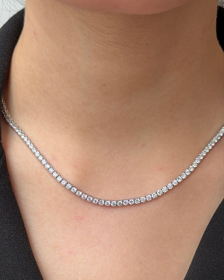 6 Pointer Round cut Diamond Tennis Necklace