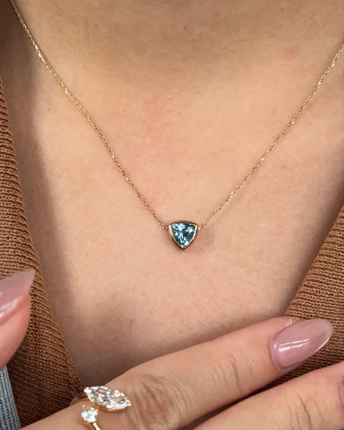 70 Pointer Triangle cut Natural Santa Maria Aquamarine Bezel Pendant Necklace