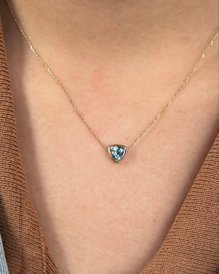 70 Pointer Triangle cut Natural Santa Maria Aquamarine Bezel Pendant Necklace