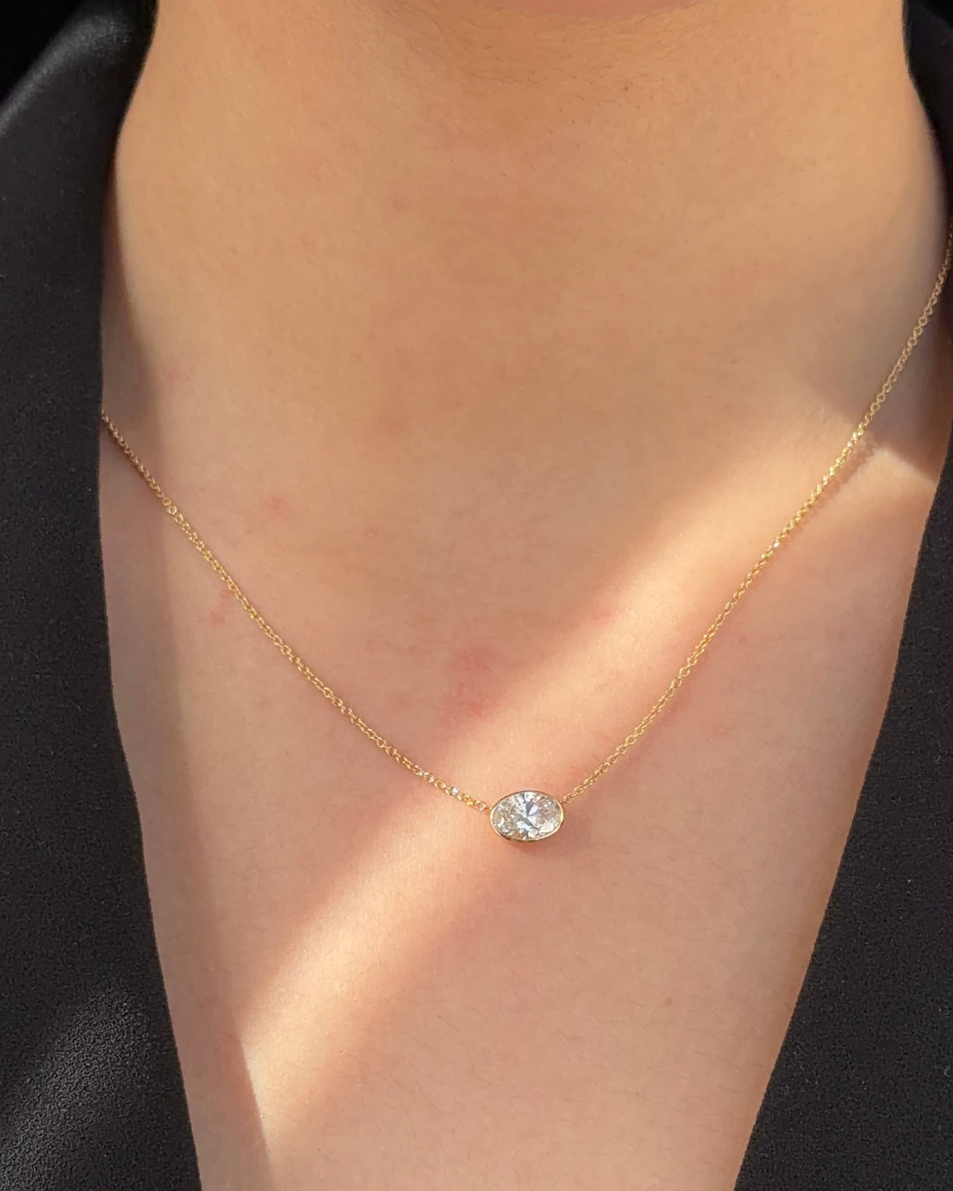 1 carats Oval cut Diamond Patite Bezel Pendant Necklace