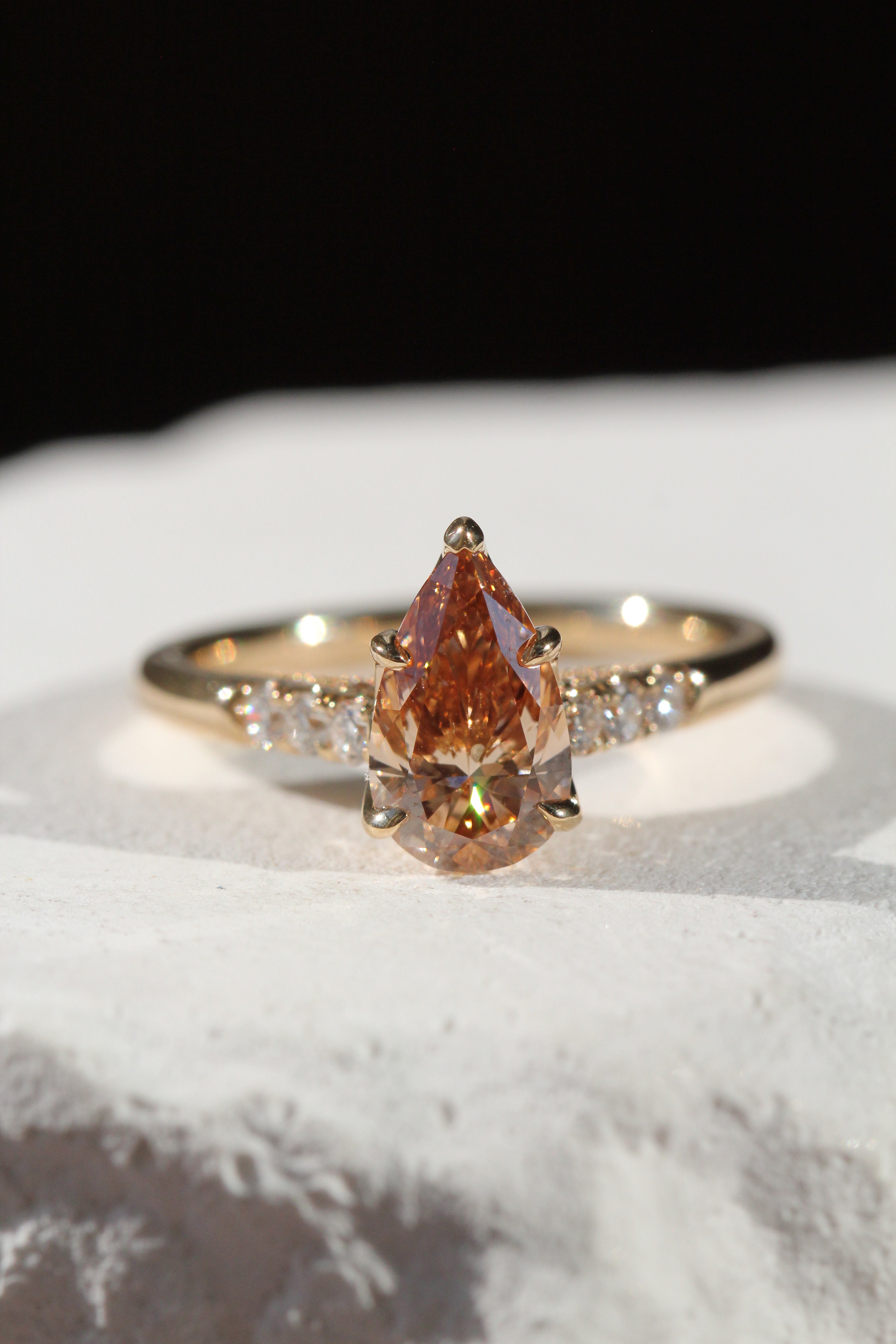 1.3 Honey Champagne Pear Vintage Monaco Trio Pavé