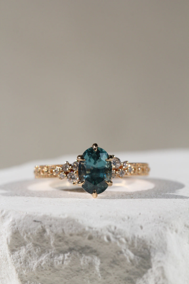 2.05 Oval Teal Oval Montana Sapphire Vintage Montreal