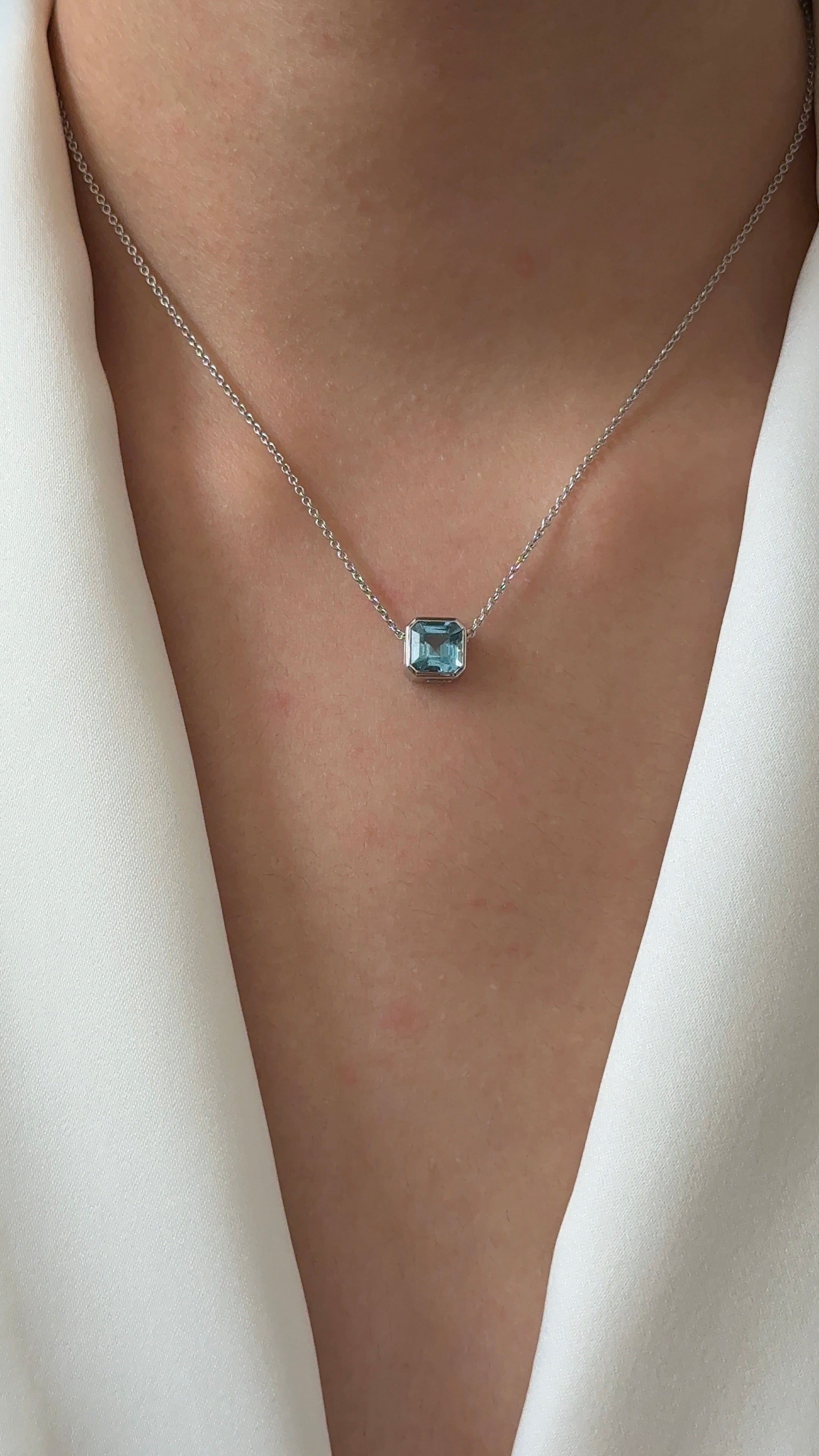 1 carats Asscher cut Natural Santa Maria Aquamarine Bezel Pendant Necklace