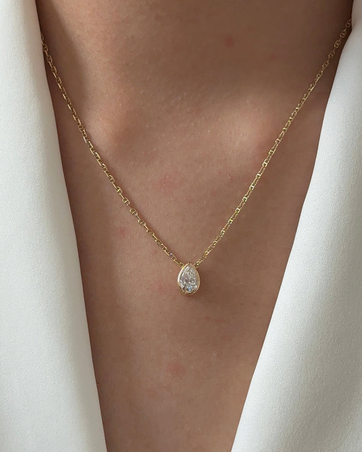 70 Pointer Pear cut Diamond Yellow Bezel Pendant Necklace Mariner Chain