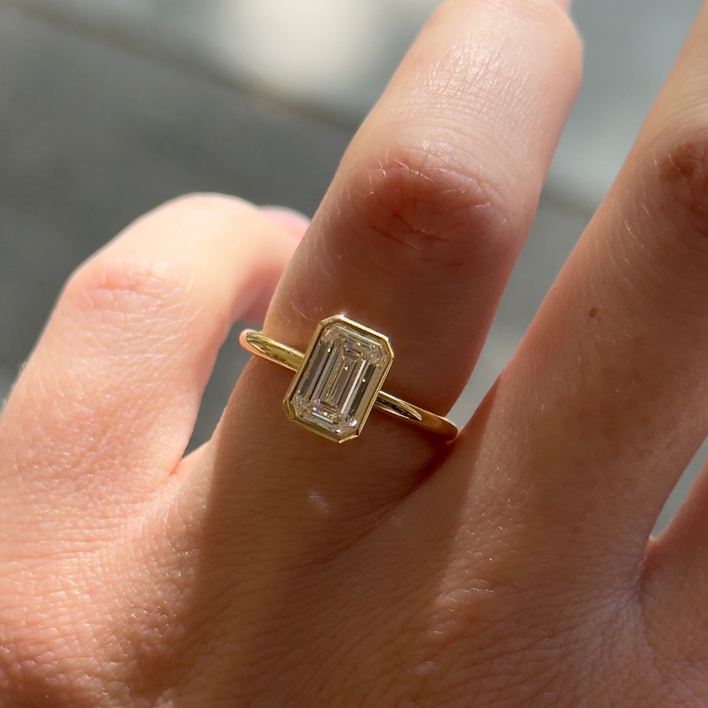 Eira | 1.5ct Emerald Solitaire Lab-Grown Diamond Engagement Ring