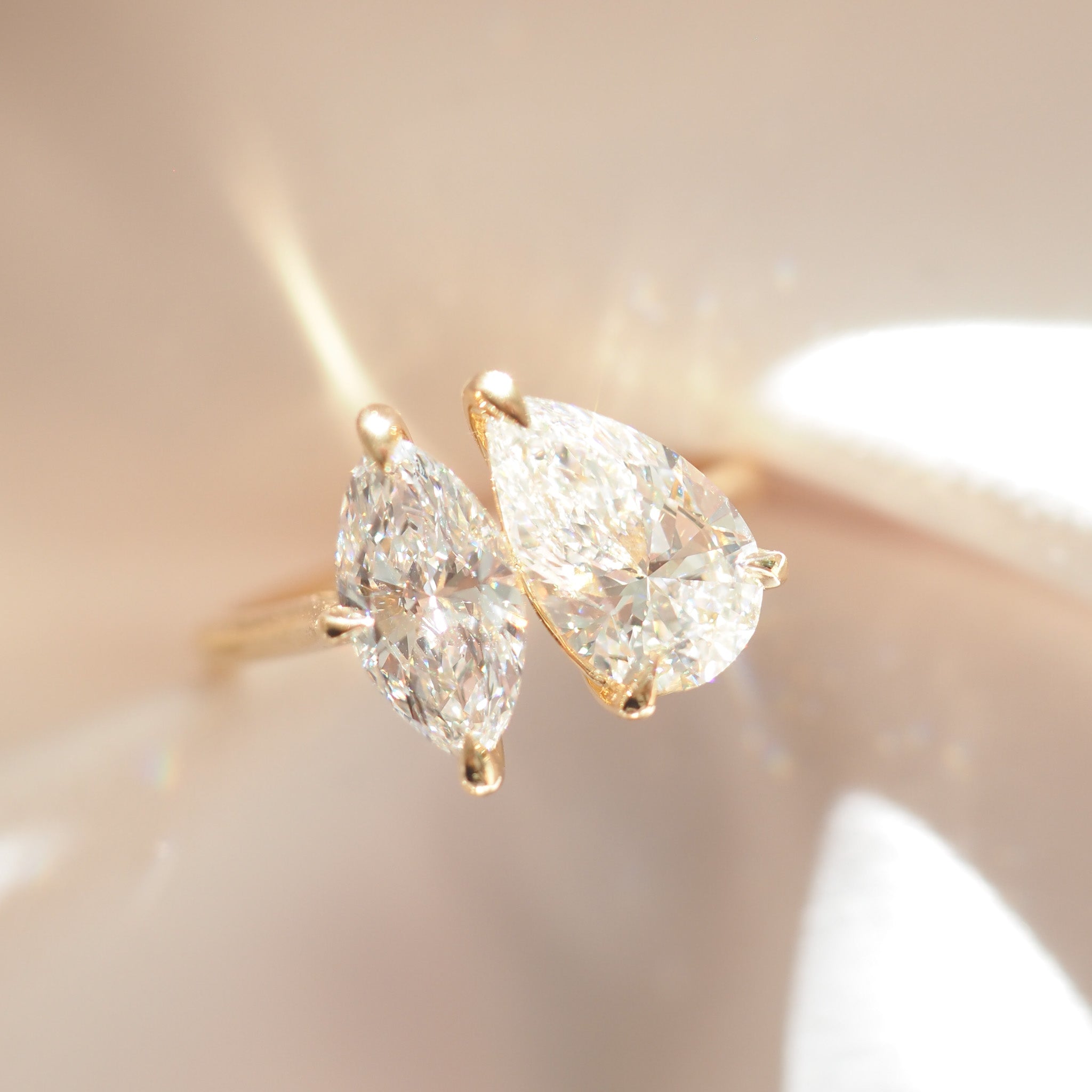 Léa | 2.5ct Pear & Marquise Toi et Moi Lab-Grown Diamond Ring