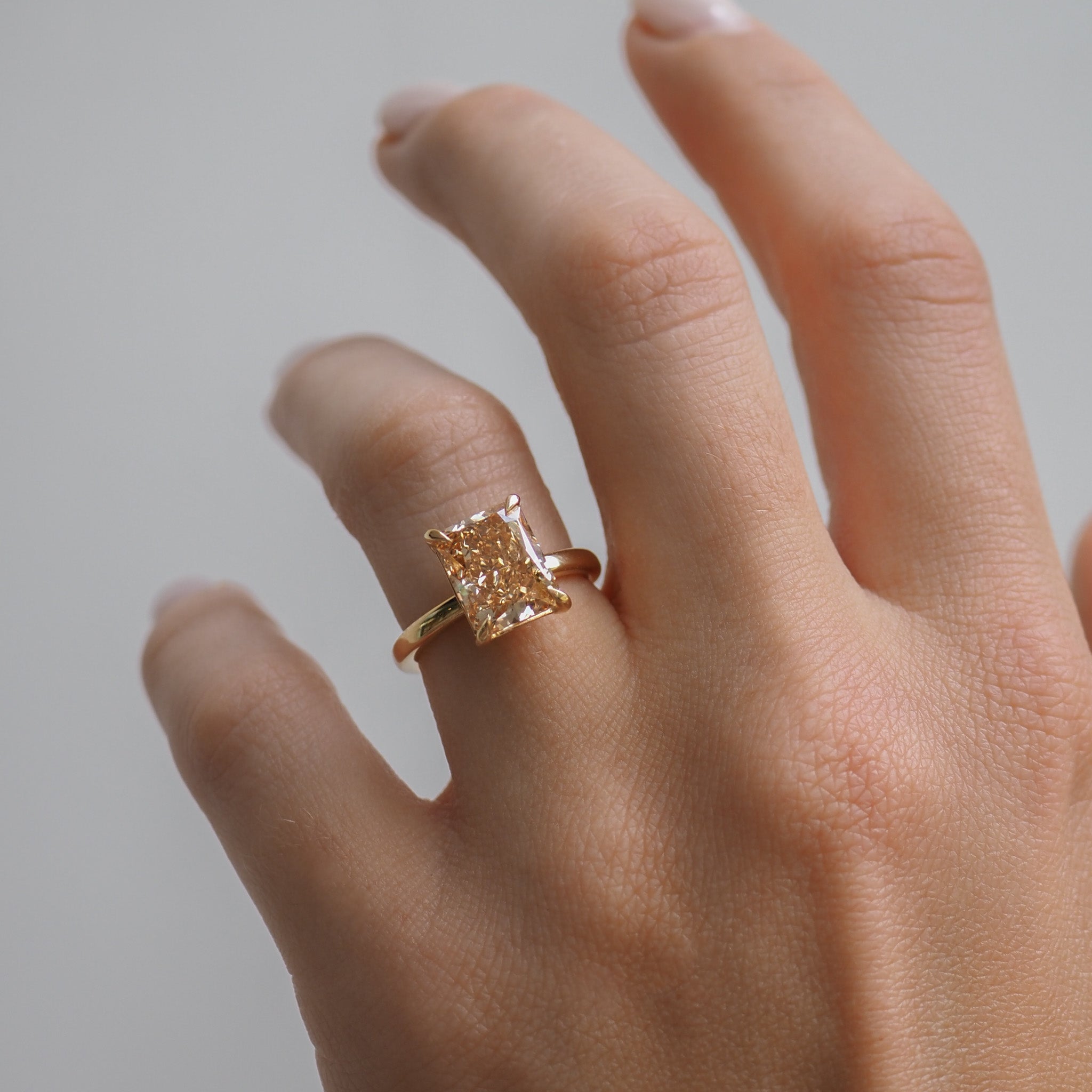 Rhea | 4.5ct Champagne Radiant Solitaire Lab-Grown Diamond Ring