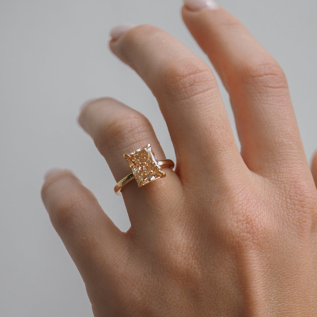 Rhea | 4.5ct Champagne Radiant Solitaire Lab-Grown Diamond Ring