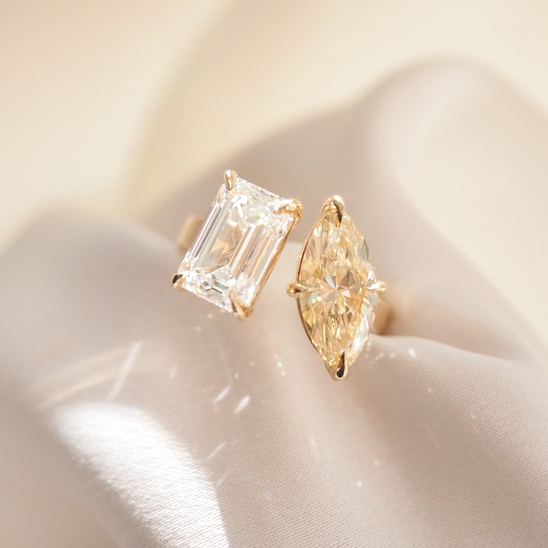 Toi et Moi | 5.3ct Emerald & Marquise Lab-Grown Diamond Engagement Ring