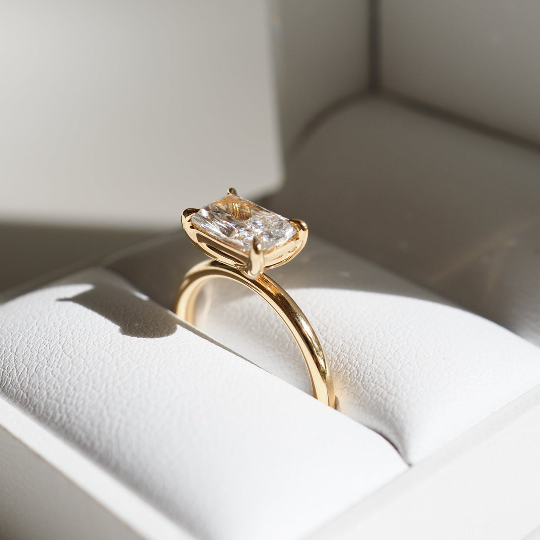 Rai | East West Radiant Solitaire Lab-Grown Diamond Engagement Ring