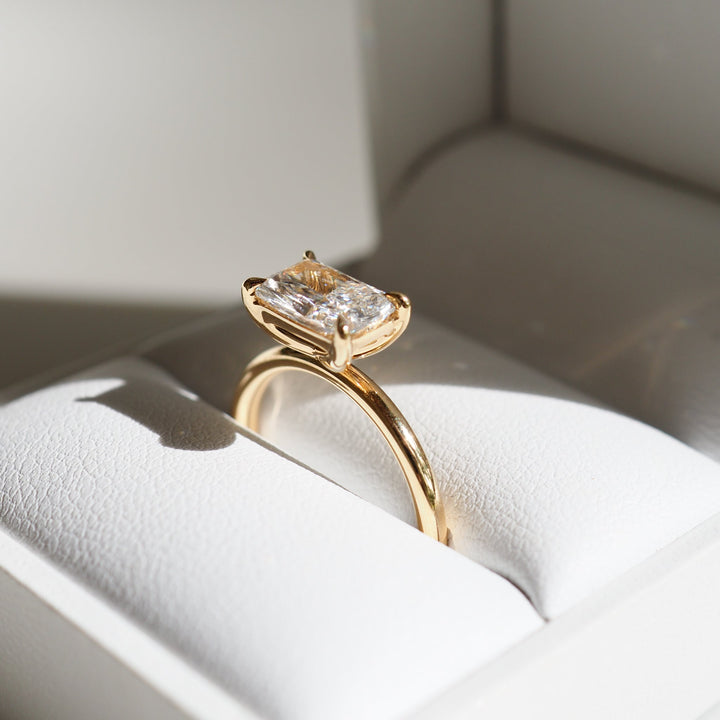Rai | East West Radiant Solitaire Lab-Grown Diamond Engagement Ring