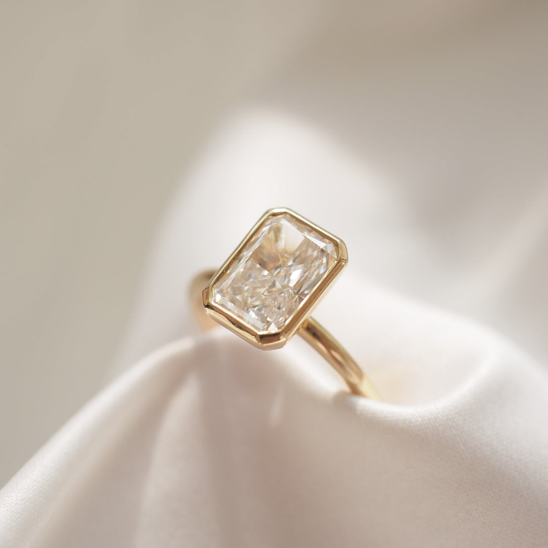 Rya | Radiant Bezel Solitaire Lab-Grown Diamond Engagement Ring