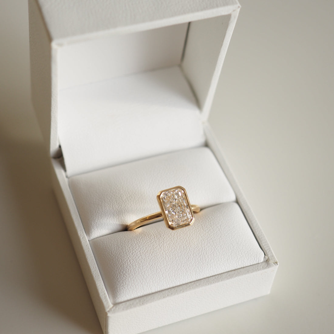 Rya | Radiant Bezel Solitaire Lab-Grown Diamond Engagement Ring