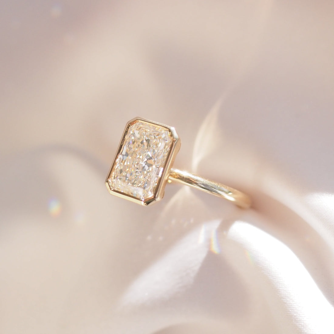 Rya | Radiant Bezel Solitaire Lab-Grown Diamond Engagement Ring