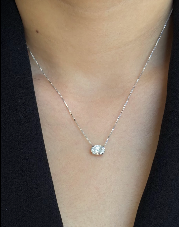 1 carats Oval cut Diamond Pendant Necklace